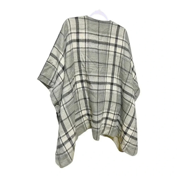 NWT Gray Blanket Wrap Shawl Poncho Cape One Size OS Reversible Fleece Womens - Picture 5 of 7